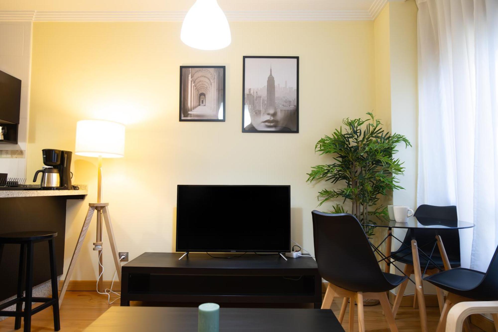 Apartamento Con Garaje, Centrico Y Luminoso Pontevedra Eksteriør bilde
